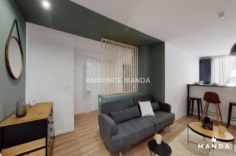 Chambre - 11 m² - 5 pièces