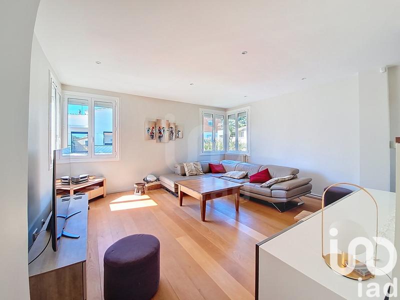 Maison - 174 m² - 7 pièces