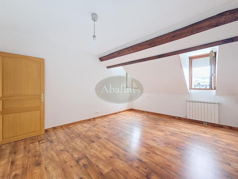 Appartement - 112 m² - 4 pièces