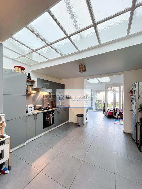 Maison - 108 m² - 5 pièces