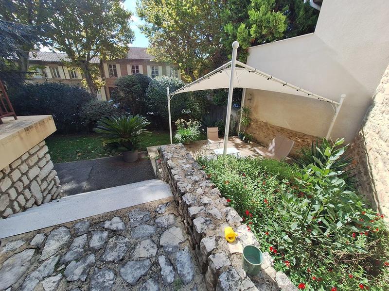 Maison - 166 m² - 5 pièces