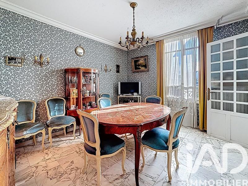 Maison - 98 m² - 5 pièces