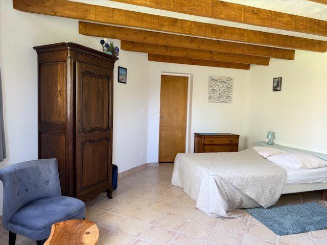 Maison - 259 m² - 9 pièces