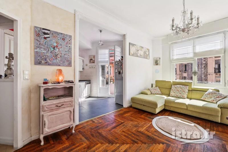 Appartement - 88 m² - 3 pièces