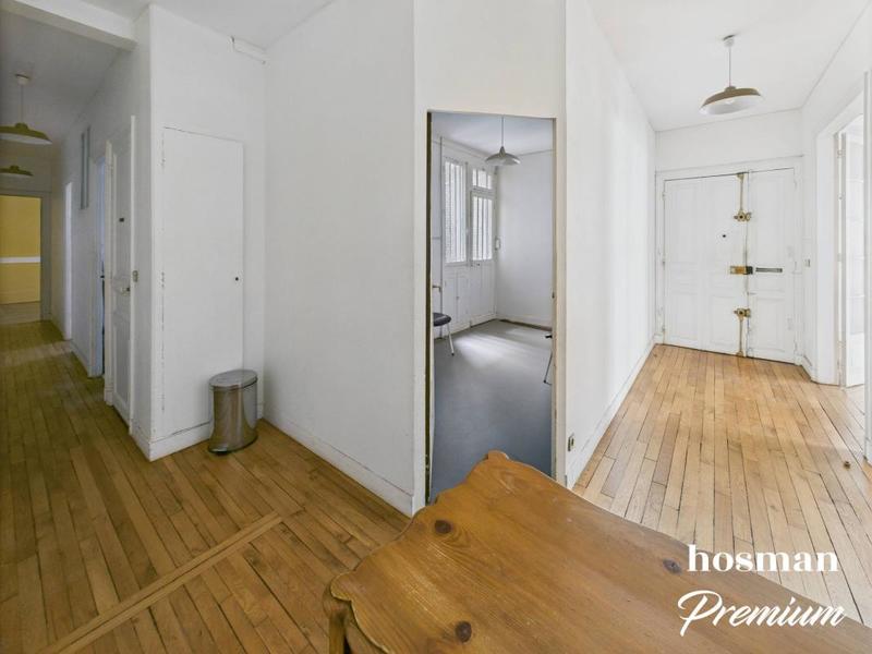 Appartement - 99 m² - 4 pièces