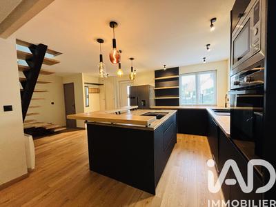 Maison - 89 m² - 4 pièces