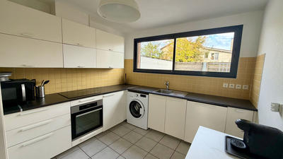 Maison - 86 m² - 4 pièces