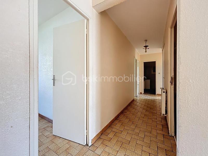 Maison traditionnelle - 144 m² - 6 pièces