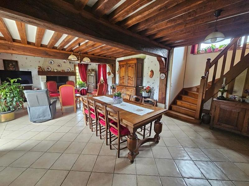 Maison - 157 m² - 6 pièces