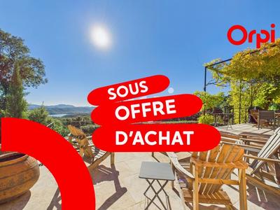 Villa - 218 m² - 5 pièces