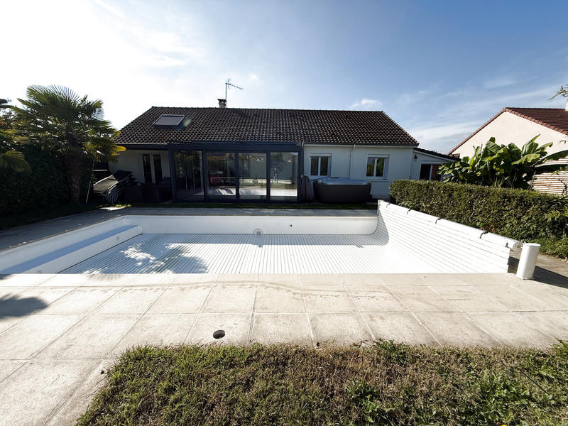 Maison - 177 m² - 6 pièces