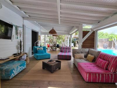 Villa - 123 m² - 4 pièces