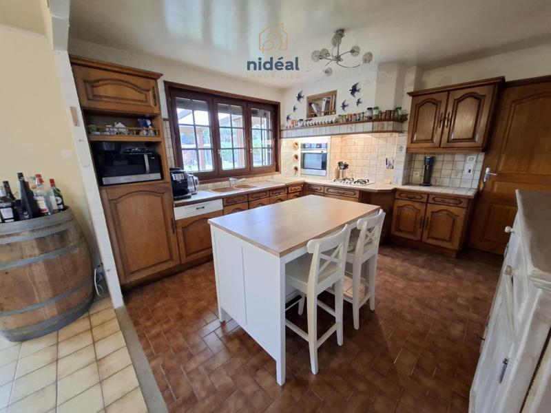 Maison - 99 m² - 5 pièces