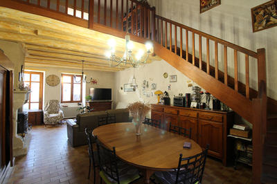 Maison - 180 m² - 8 pièces