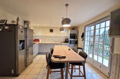 Maison - 125 m² - 5 pièces