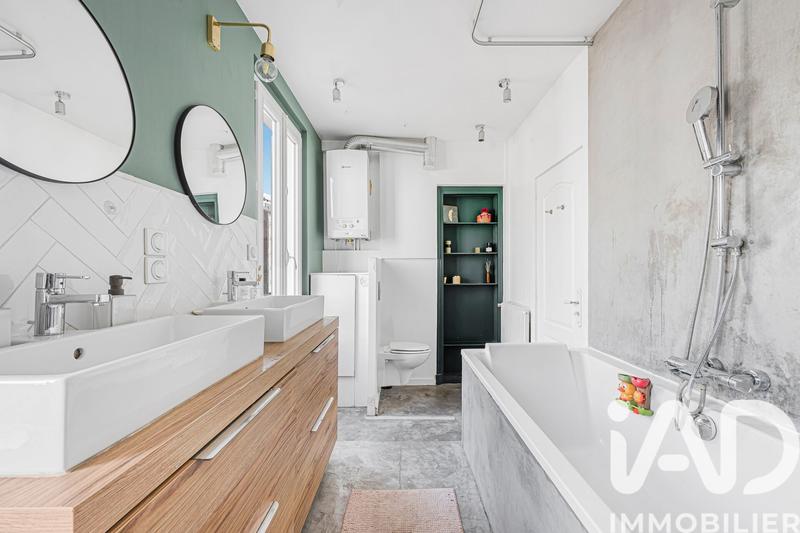 Appartement - 80 m² - 3 pièces