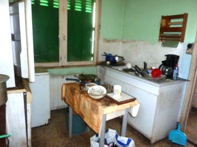 Maison - 5 742 m² - 3 pièces