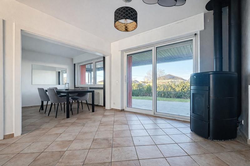 Maison - 100 m² - 5 pièces