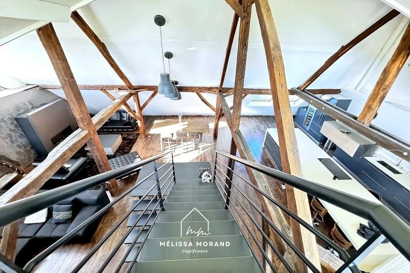 Loft - 285 m² - 5 pièces