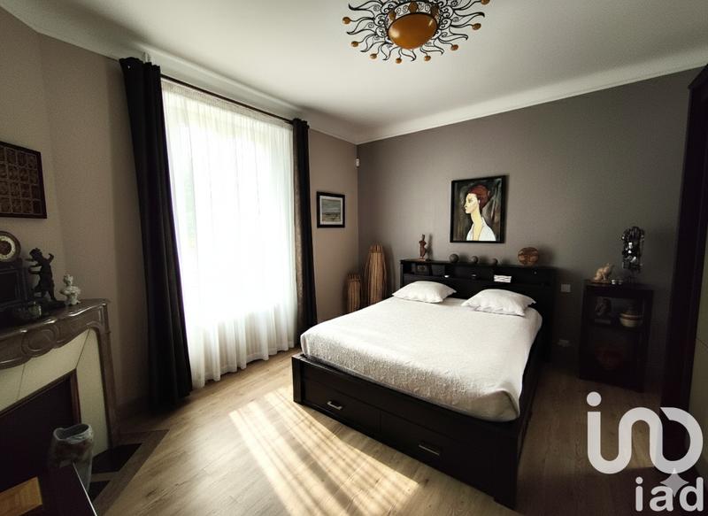 Maison - 203 m² - 6 pièces