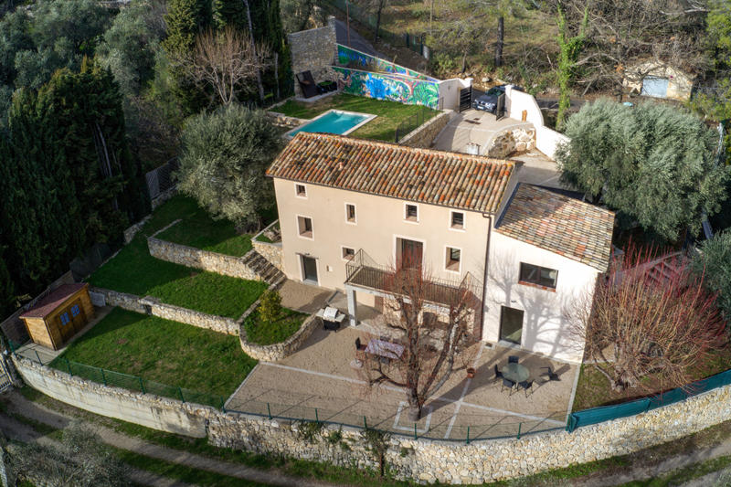 Maison - 150 m² - 5 pièces