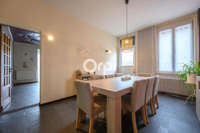 Maison - 122 m² - 6 pièces