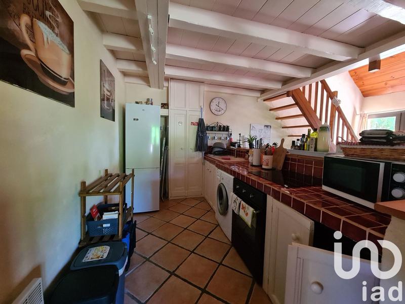 Maison - 240 m² - 6 pièces