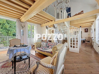 Maison - 163 m² - 6 pièces