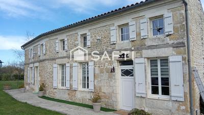 Maison - 302 m² - 10 pièces