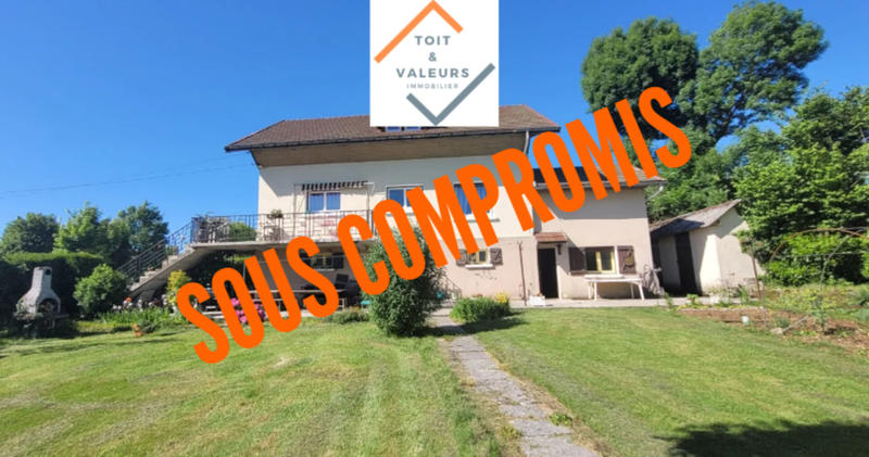 Maison - 195 m² - 10 pièces