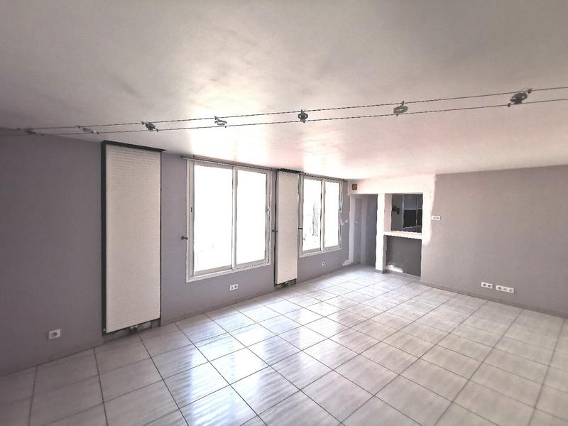 Appartement - 81 m² - 3 pièces
