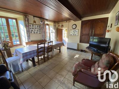 Maison - 152 m² - 7 pièces