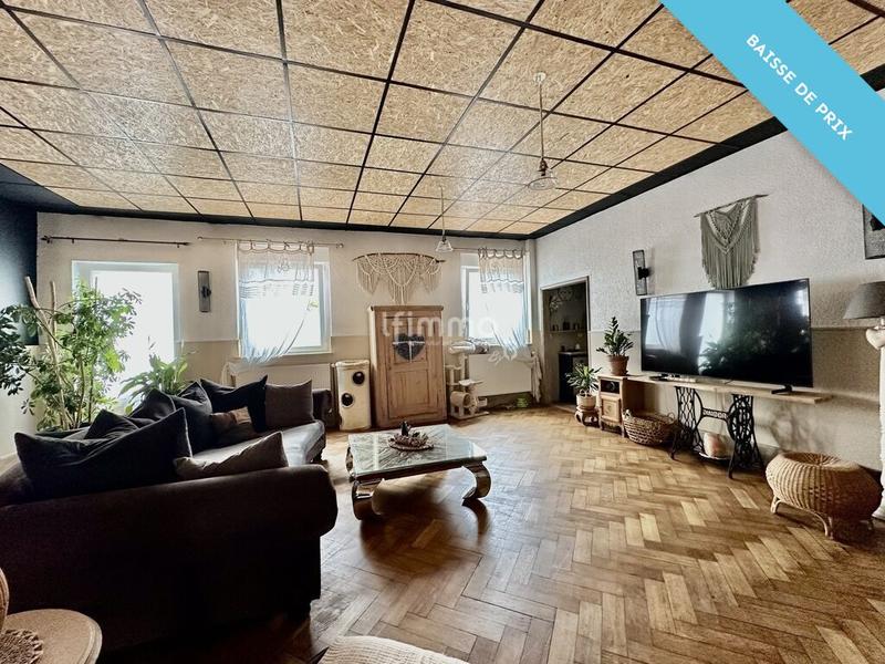 Maison - 355 m² - 9 pièces