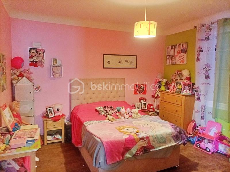 Maison - 93 m² - 6 pièces