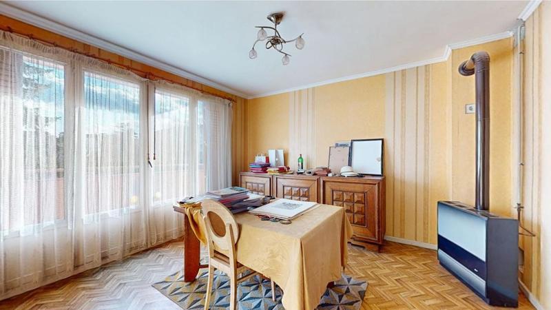 Appartement - 76 m² - 5 pièces