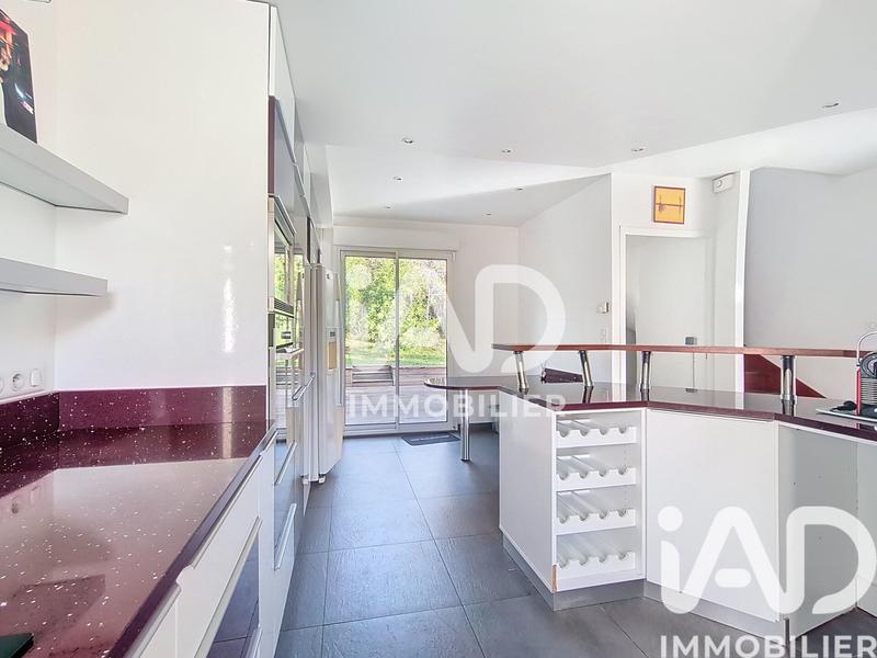 Maison - 107 m² - 6 pièces