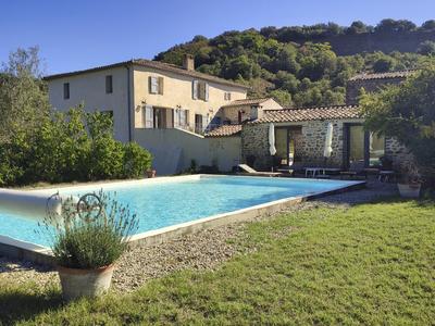 Maison en pierre - 300 m² - 11 pièces