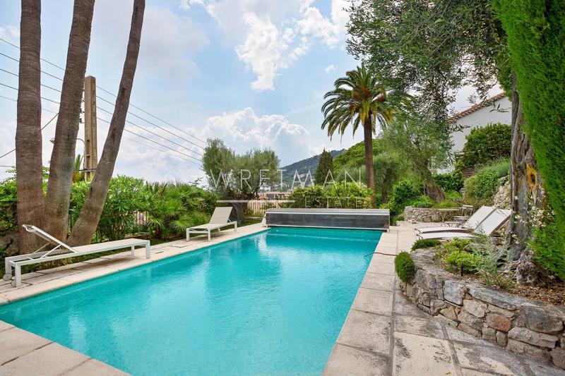 Maison de ville - 200 m² - 7 pièces