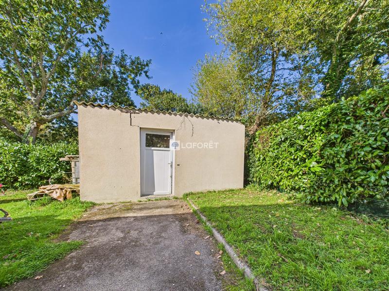 Maison traditionnelle - 105 m² - 6 pièces