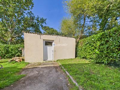 Maison traditionnelle - 105 m² - 6 pièces