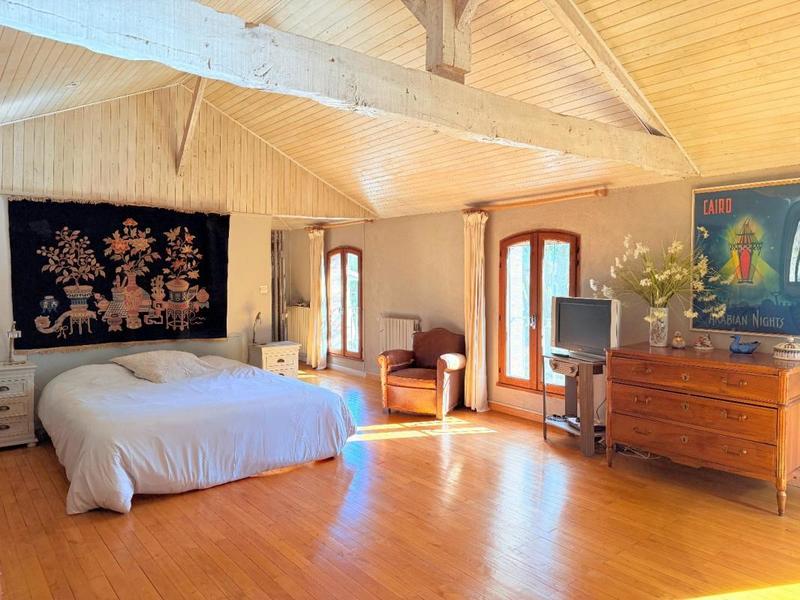 Maison de ville - 200 m² - 5 pièces