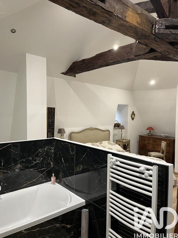 Maison - 140 m² - 5 pièces