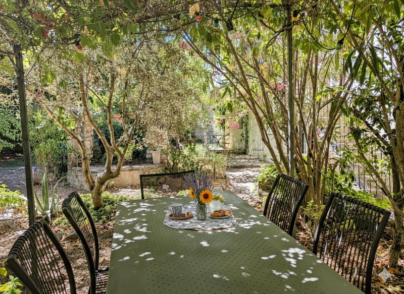 Propriété - 300 m² - 9 pièces