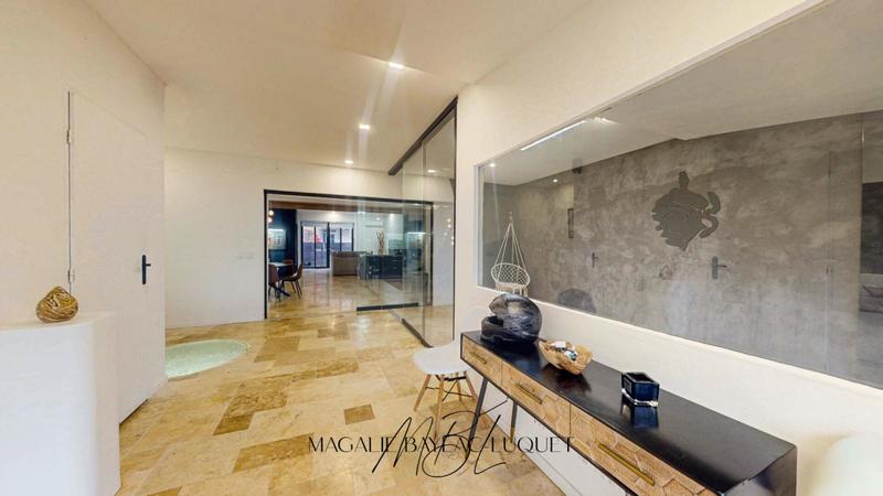 Maison - 164 m² - 5 pièces