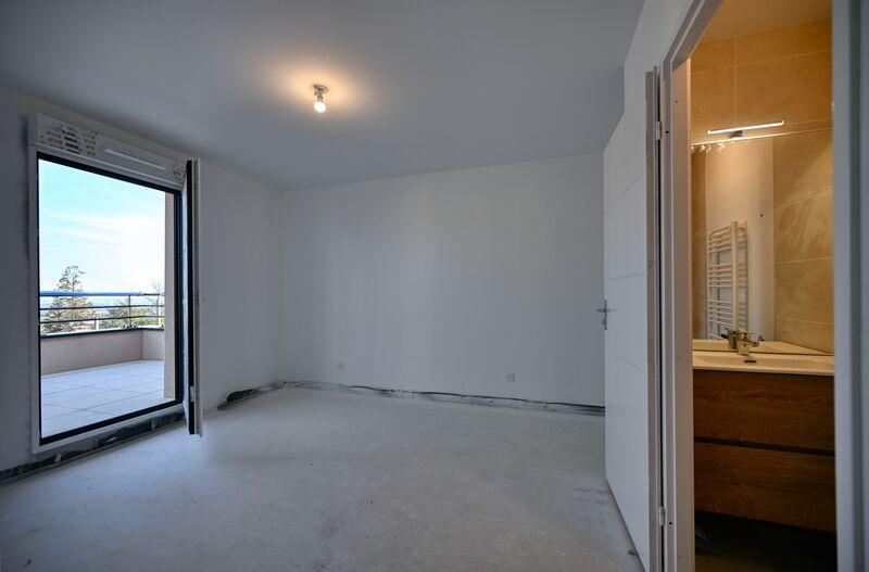 Appartement - 110 m² - 5 pièces