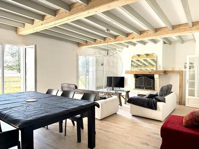 Maison - 174 m² - 5 pièces
