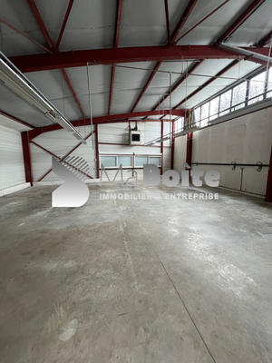 Local d'activités - 215 m² - 2 pièces