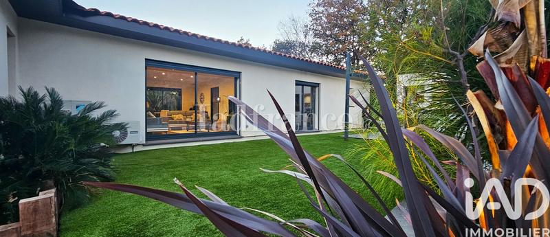 Maison - 147 m² - 6 pièces