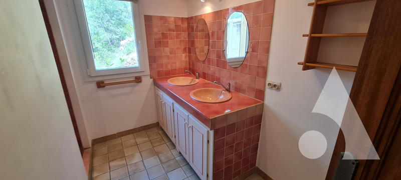 Maison - 174 m² - 7 pièces