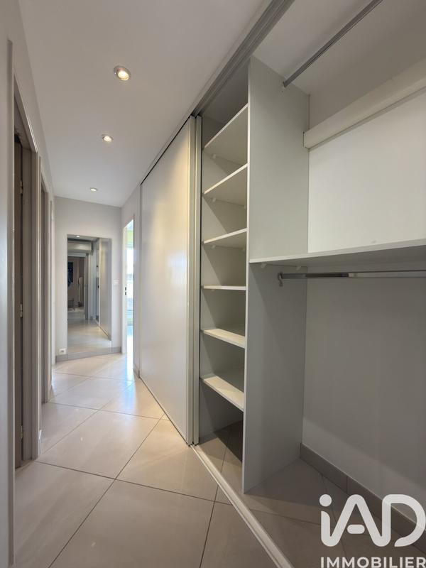 Appartement - 92 m² - 4 pièces